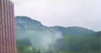 Polícia queima 1,5 tonelada de maconha e fumaça invade casas: ‘Todo mundo travou’