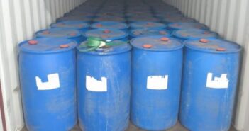 Receita Federal apreende mais de 48 mil litros de agrotóxicos em porto de SC