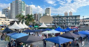Sábado (04/03) tem a Feira Artes & Encantos na Praça da Paz