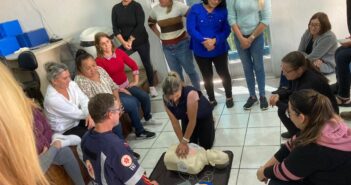 Agentes Comunitários de Saúde e Agentes de Combate a Endemias participam de curso
