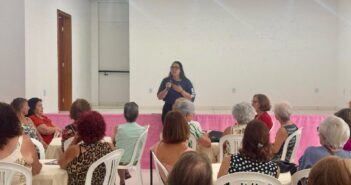 Secretaria de Políticas à Pessoa Idosa promove atividade especial em comemoração ao Dia Internacional da Mulher
