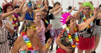 Diversão e alegria marcam baile especial de carnaval da Secretaria de Políticas à Pessoa Idosa