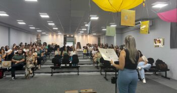 Seminário LEEI reforça a importância da leitura e escrita na educação infantil em Itapema